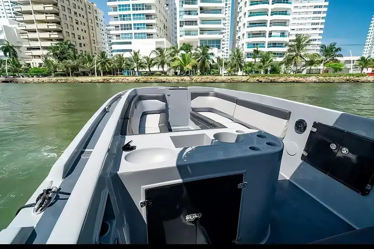 Lancha Don Bruno - Image 8