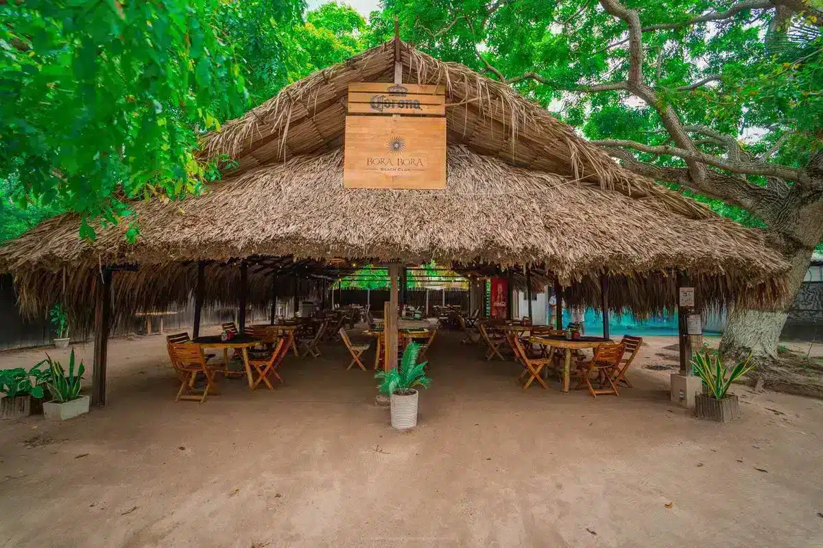 Bora Bora Beach Club - Image 11