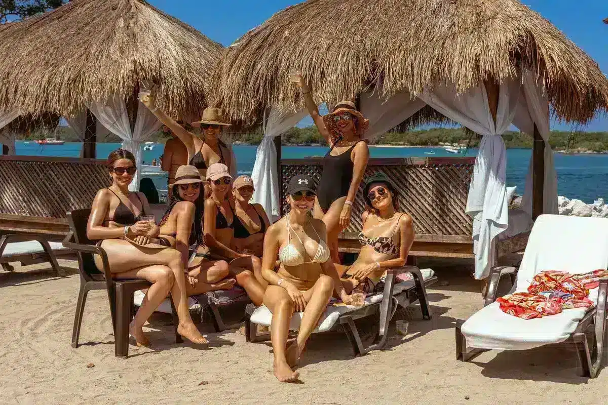 Bora Bora Beach Club - Image 23