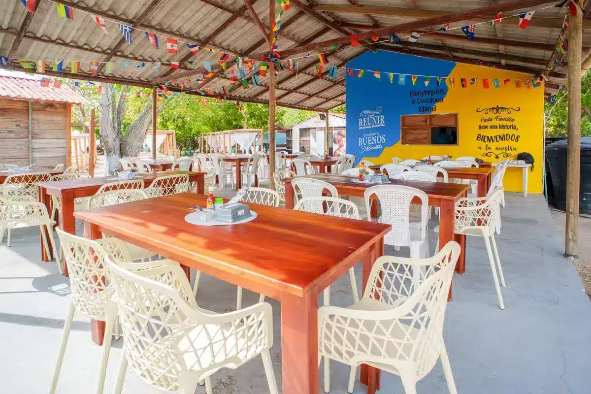 Coco Loco Beach - Image 19