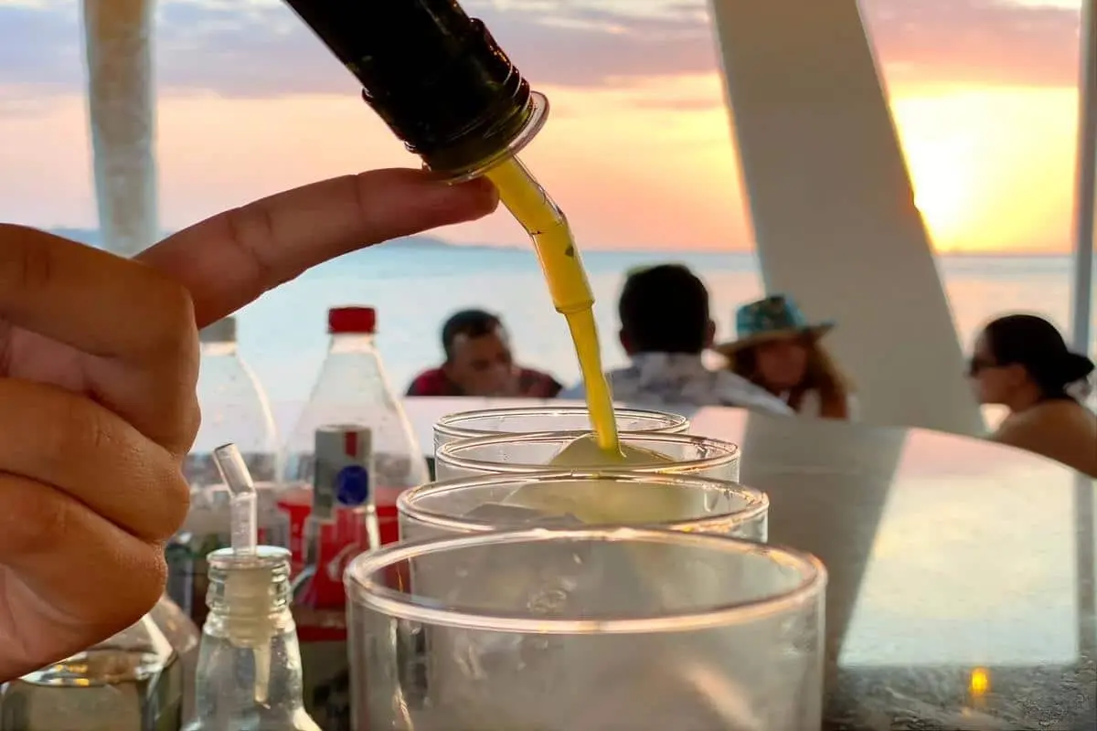 Atardecer Catamaran San Juan - Image 11